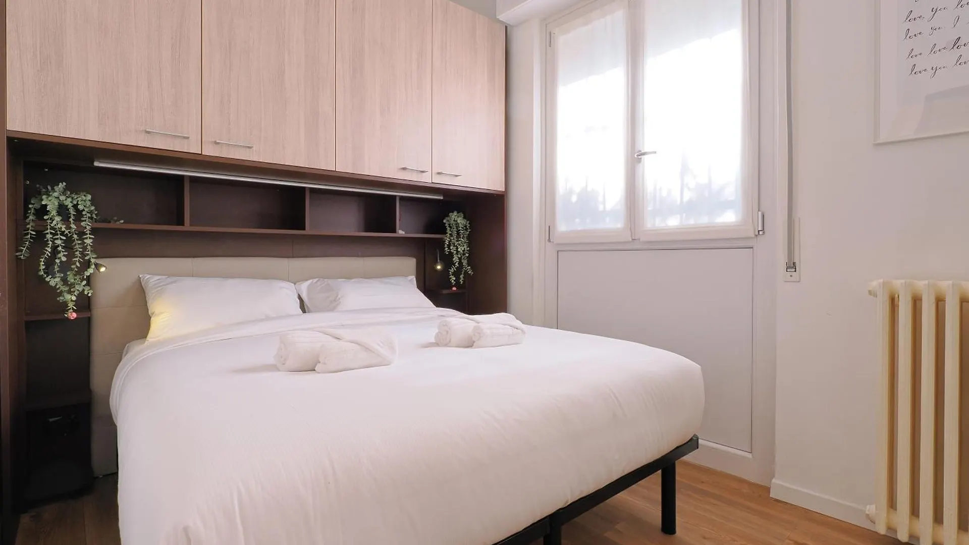 Primopiano - Bignami Apartment Milan 0*,  Italy